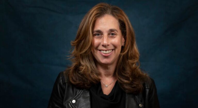 Sari Beth Skolnik, PhD, LCSW, TEP